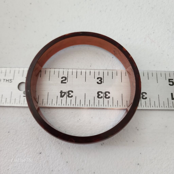 Women's Marbled Pattern Bangle Bracelet - Picture 9 of 11